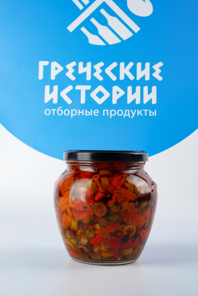 Брускета из оливок с овощами